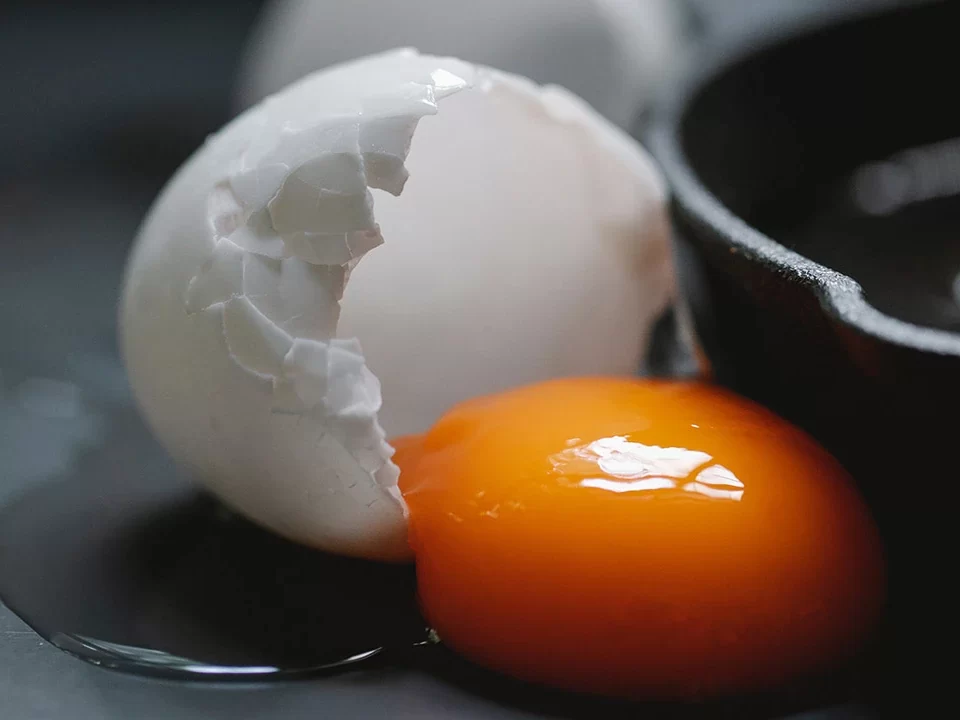 Telur-Retak-Apa-Boleh-Dikonsumsi.-Ini-Jawabannya